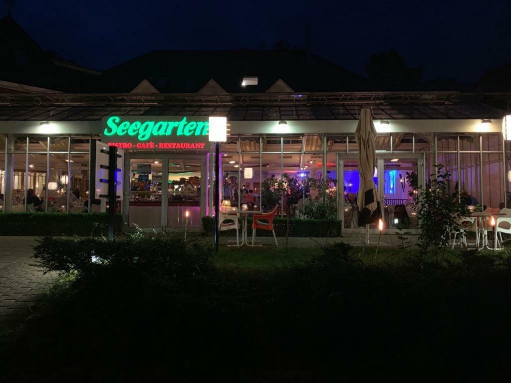 Hotel Seegarten Gmbh Barmstedt Екстер'єр фото